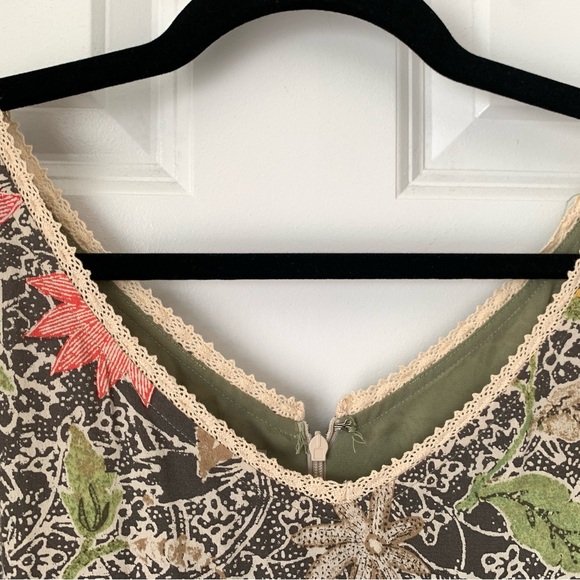 SIGRID OLSEN Sport Sleeveless Dress Green Floral Sz 10 Long Lace Trim V Neck Vtg - Picture 9 of 13